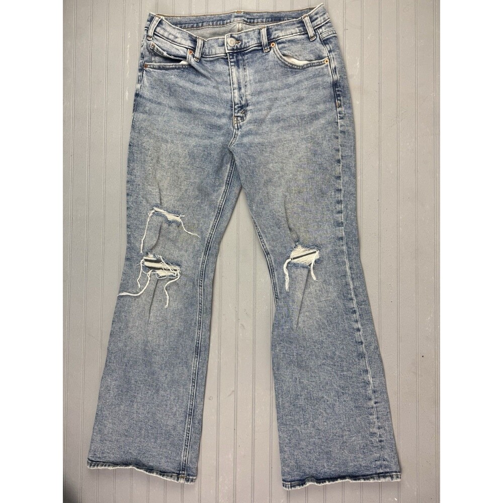 Gap Size 31 Womens Jeans 12 90s Loose Flared  Mid Rise Distressed Light Wash
